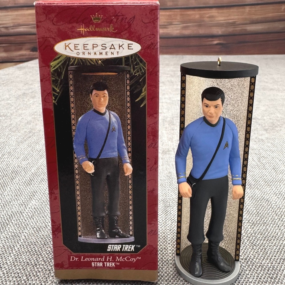Hallmark Star Trek Dr Leonard H McCoy Bones Keepsake Ornament 1997 QXI6352